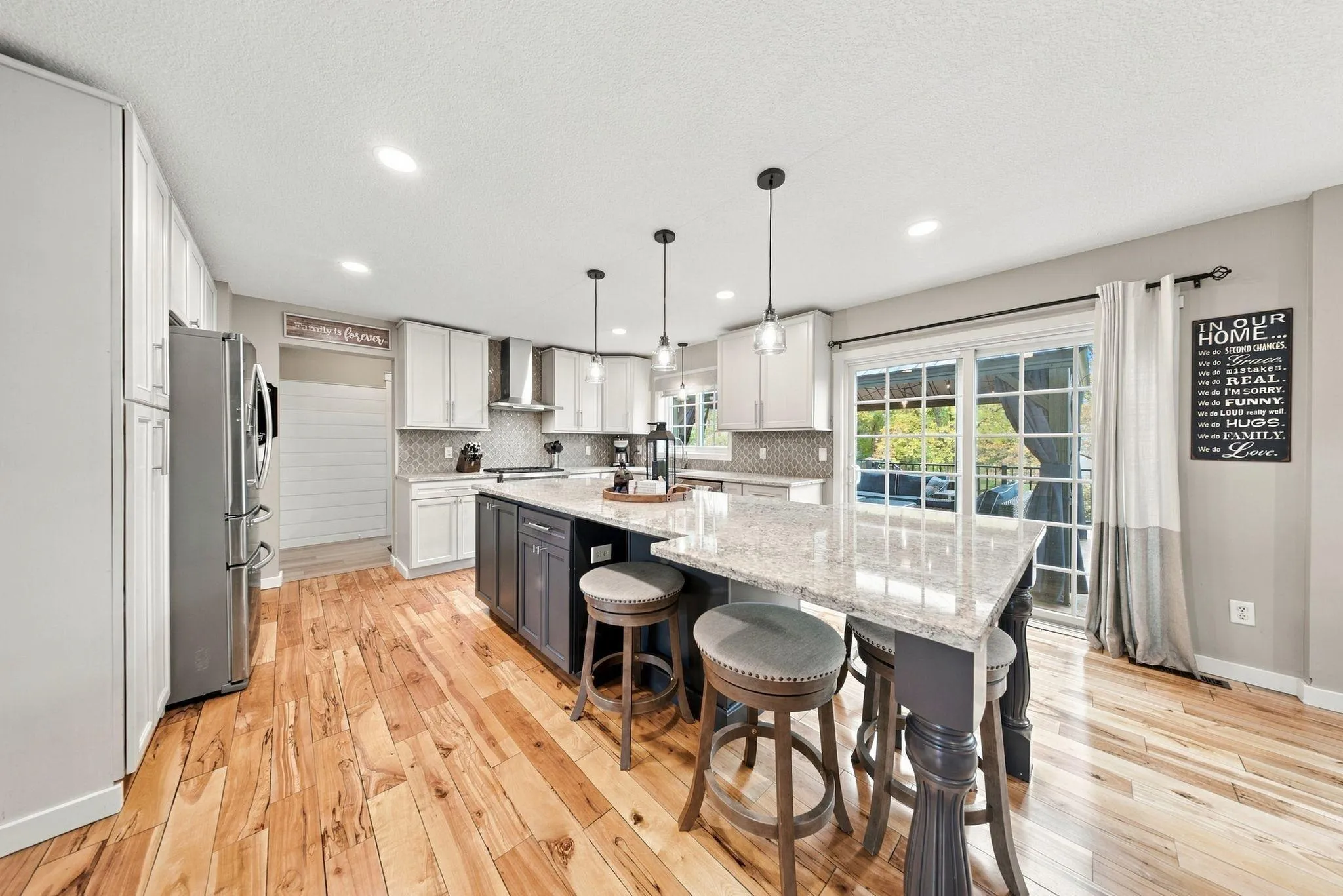 Photo 6 of 2030 Chester Street