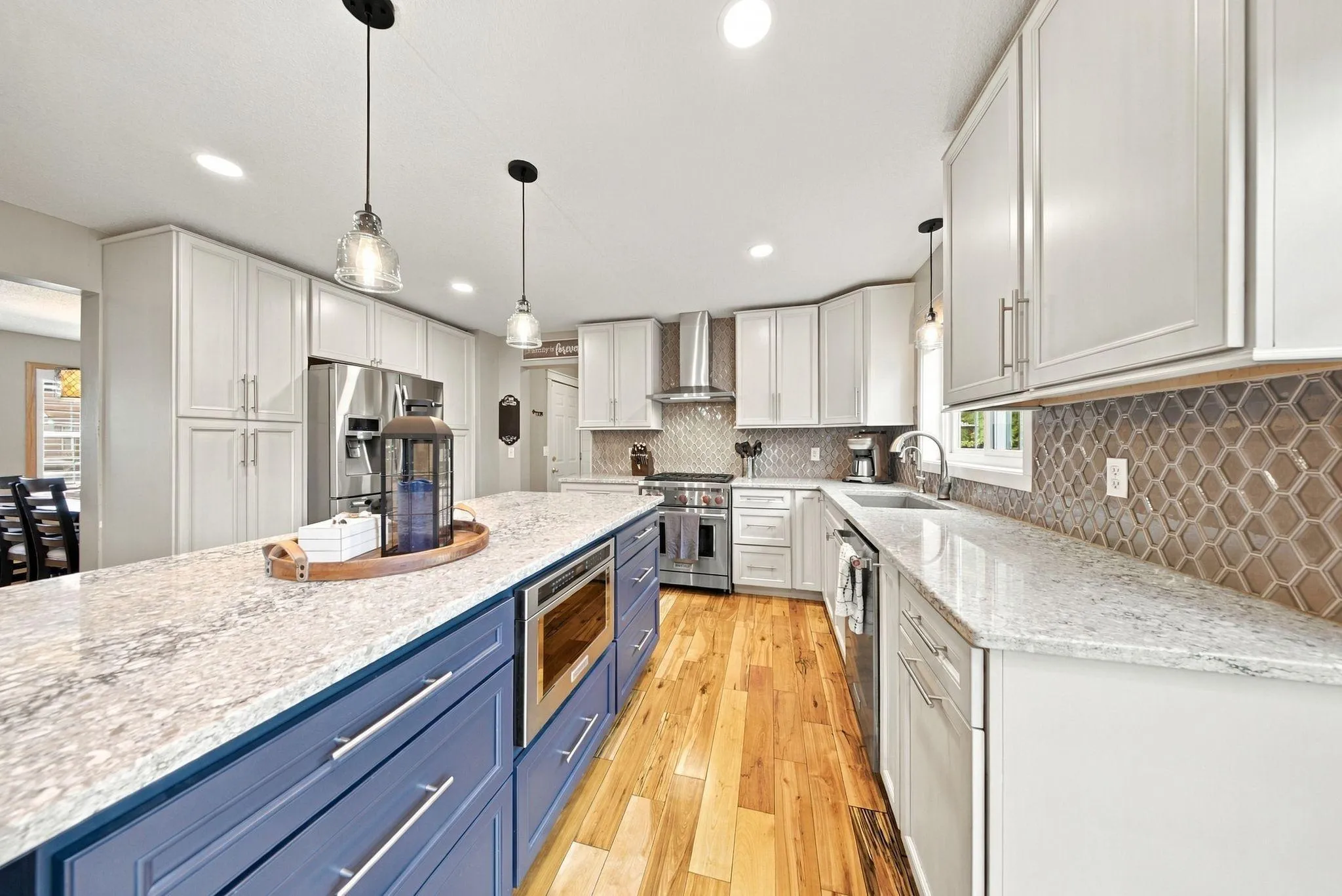 Photo 9 of 2030 Chester Street
