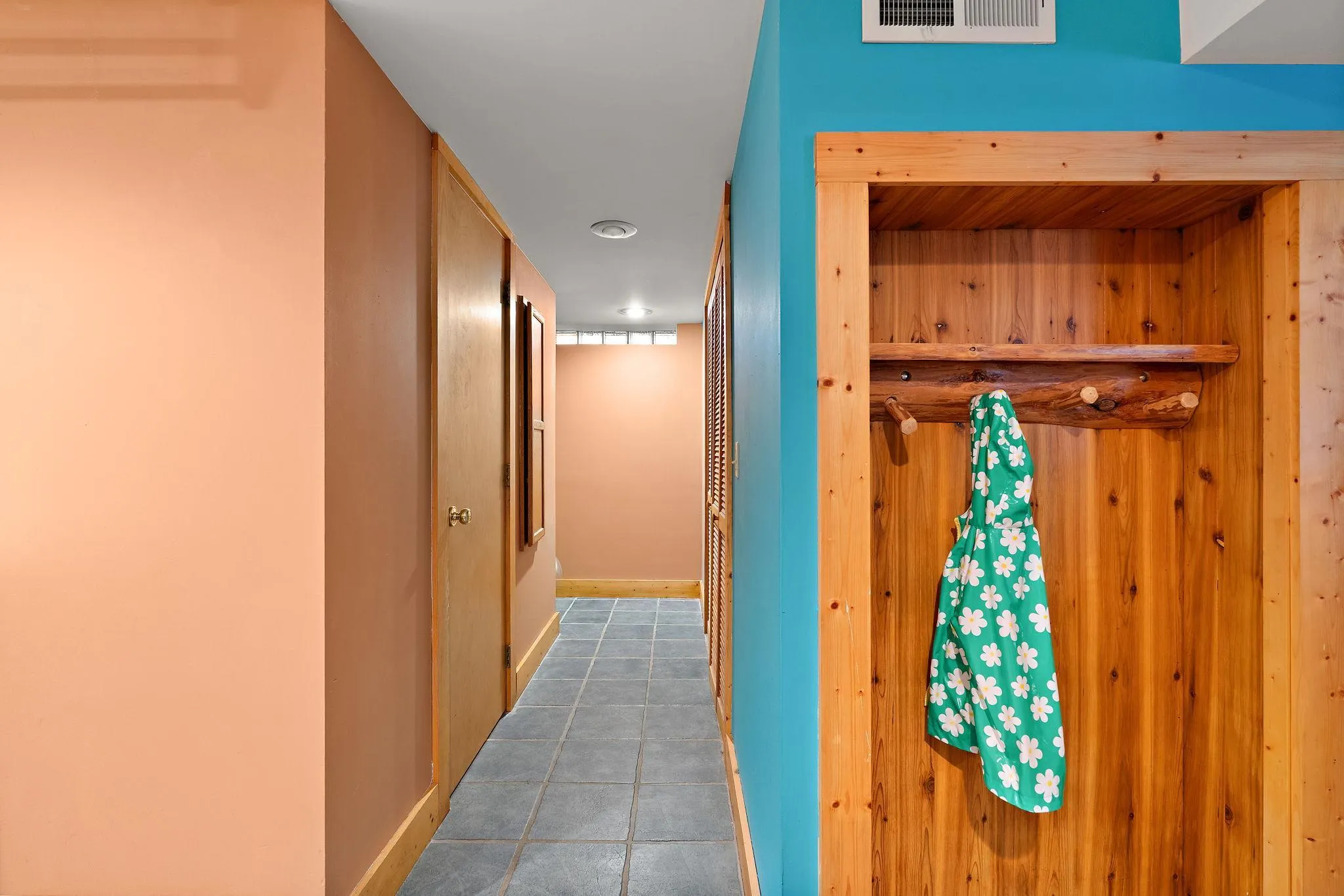 Photo 30 of 981 Rosabell Street