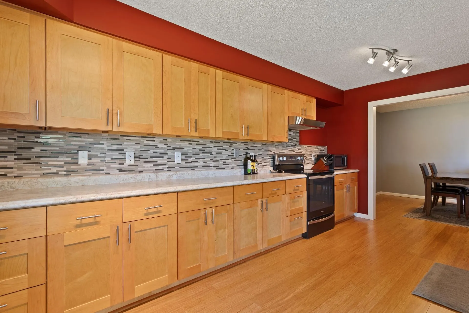 Photo 3 of 4334 Evergreen Drive