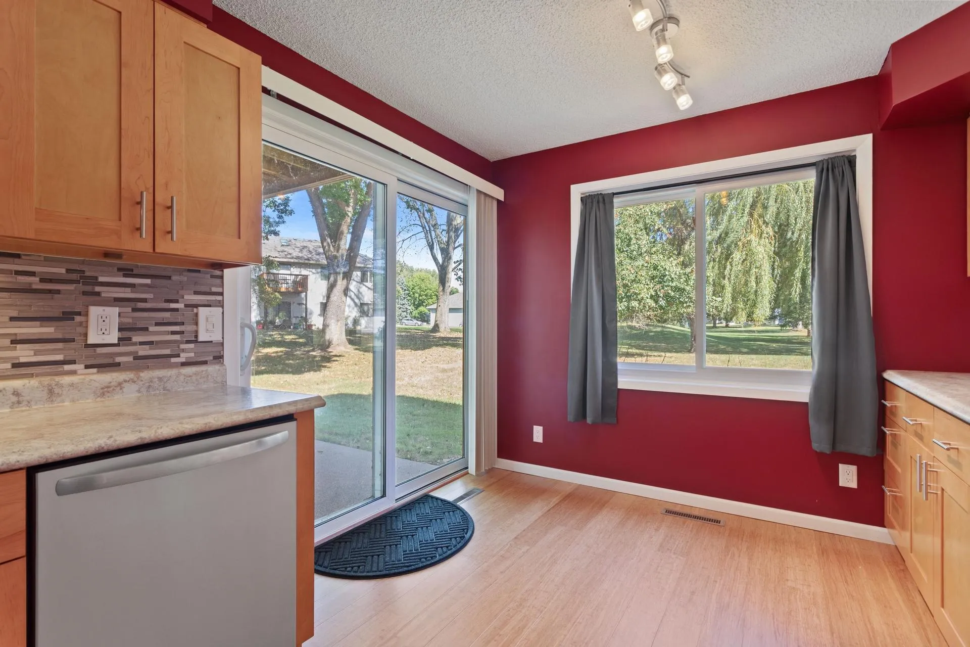 Photo 4 of 4334 Evergreen Drive