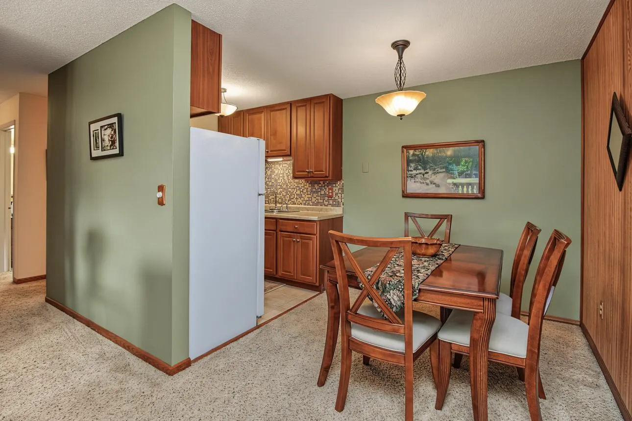 Photo 17 of 3421 Kent Street Unit 407