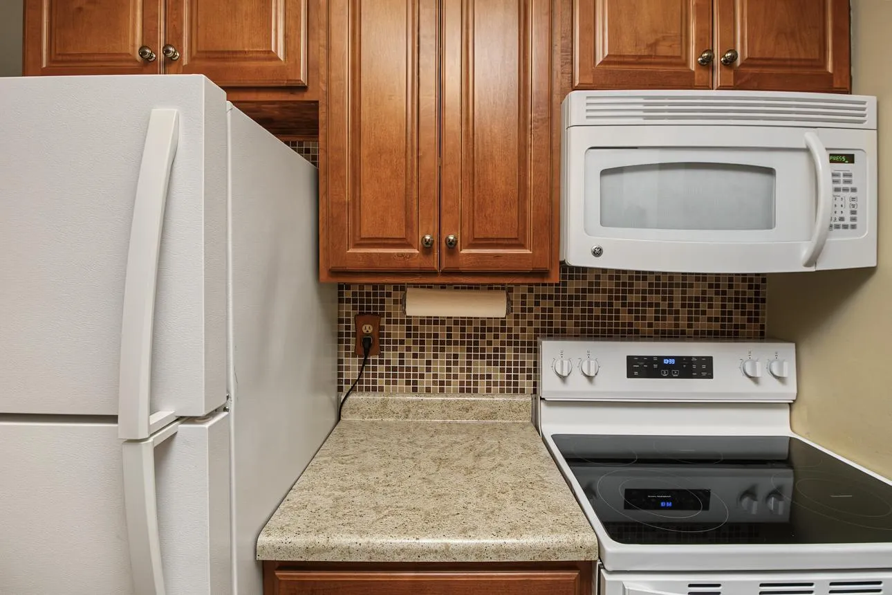 Photo 10 of 3421 Kent Street Unit 407
