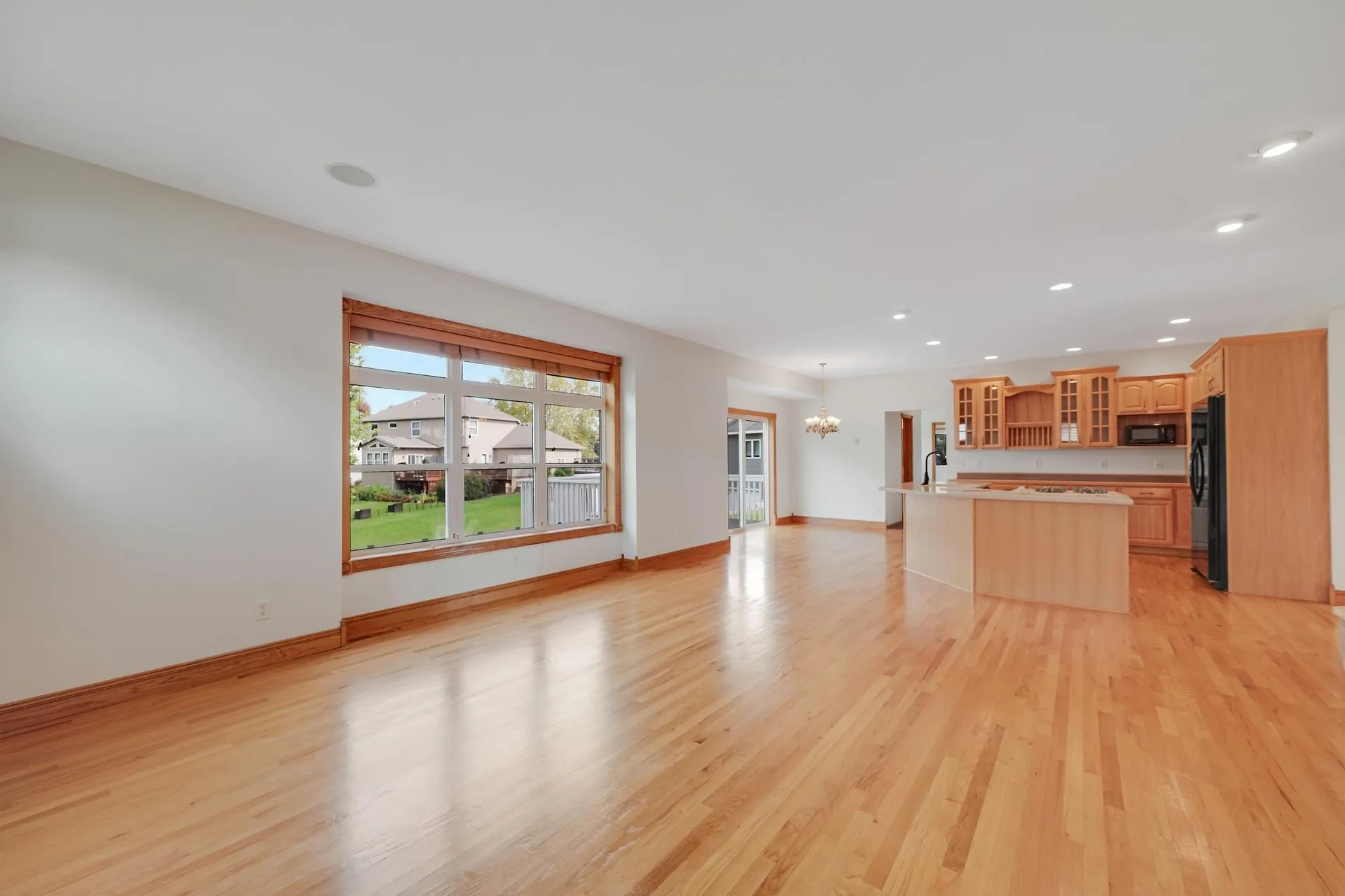 Photo 18 of 1470 River Shore Drive