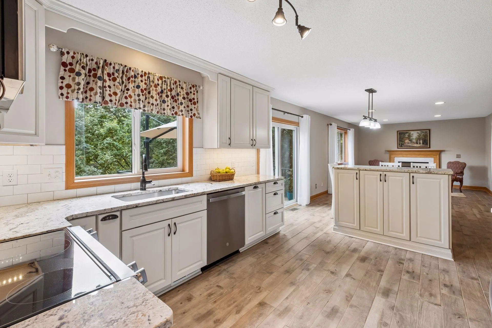 Photo 12 of 4205 Walnut Road