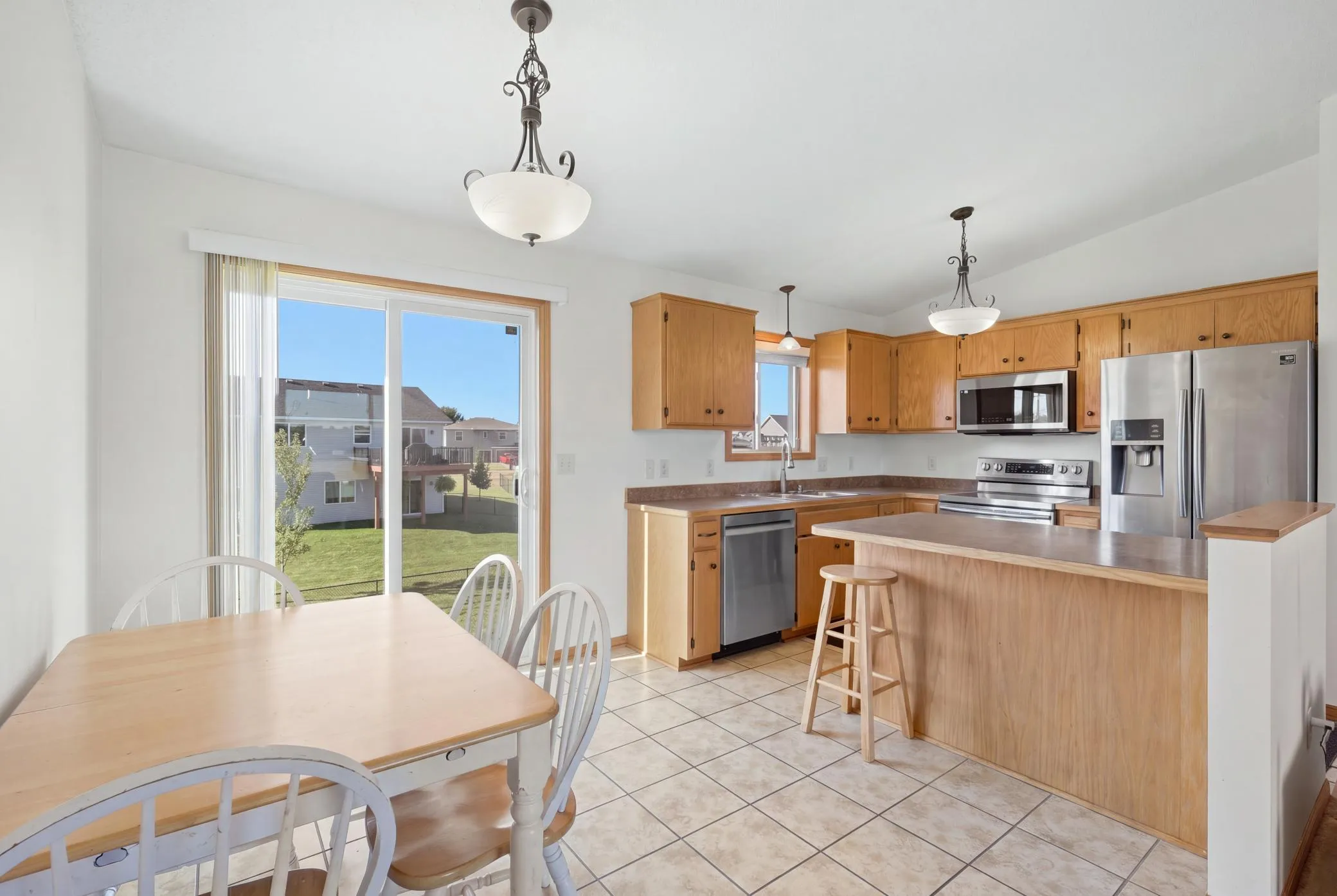 Photo 5 of 1230 Kimball Avenue