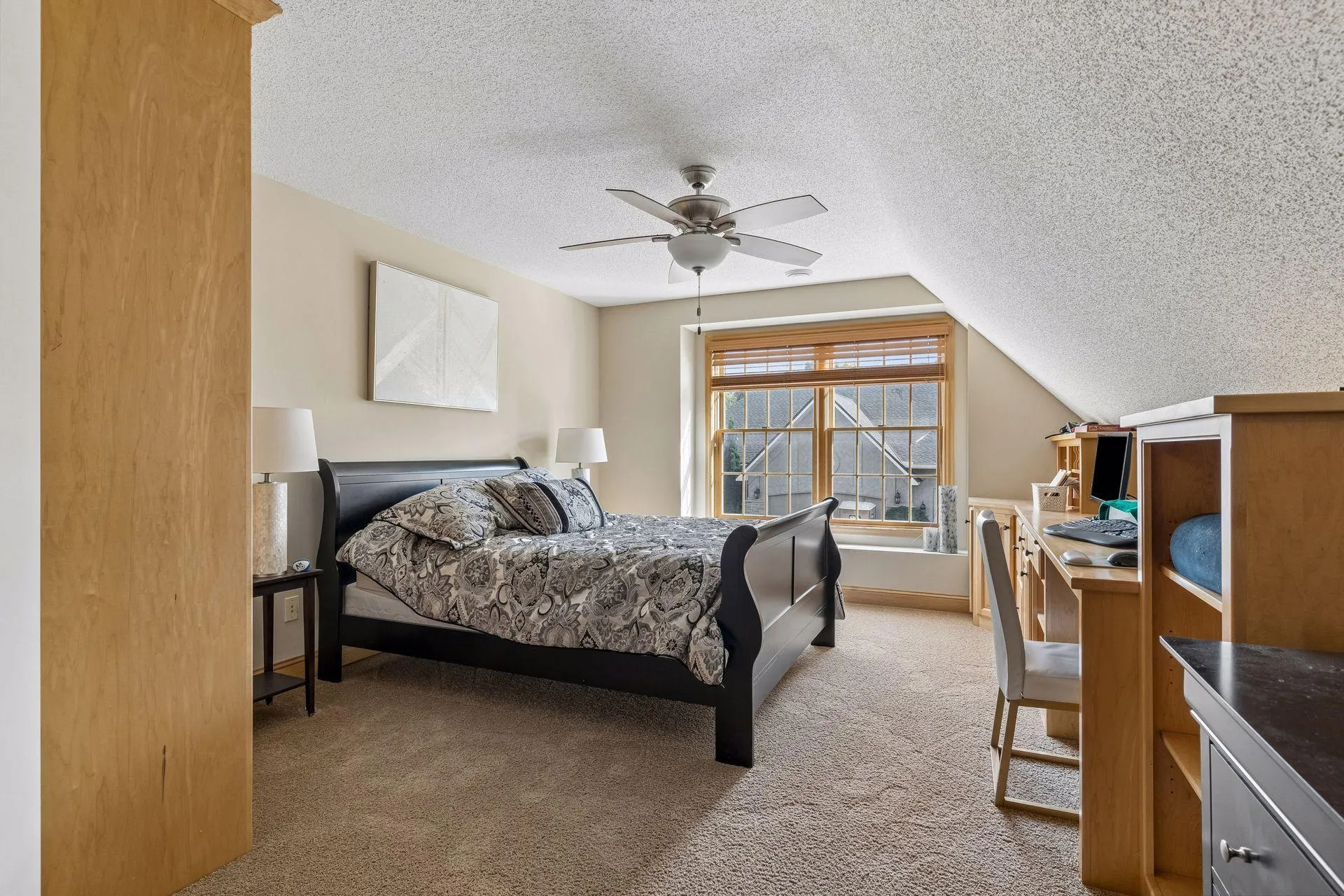 Photo 34 of 189 Stonebridge Court