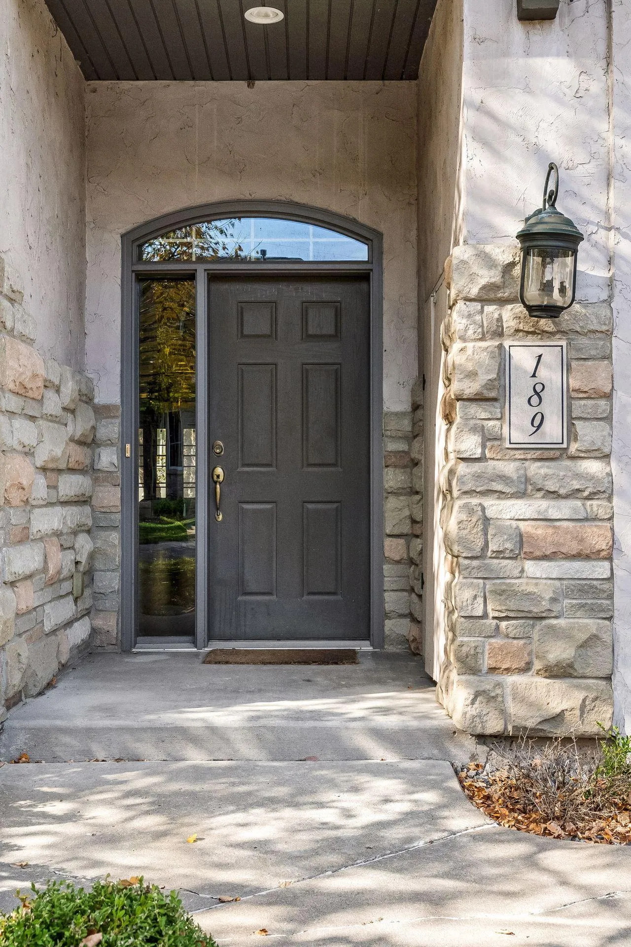 Photo 4 of 189 Stonebridge Court