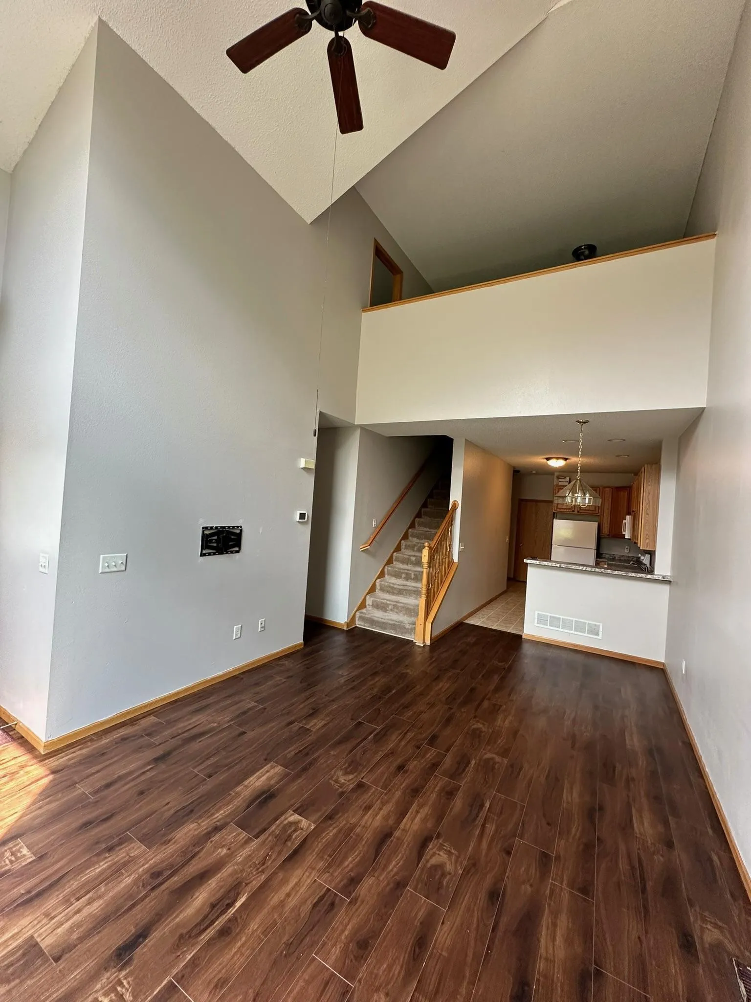 Photo 5 of 11429 16th Ne Street