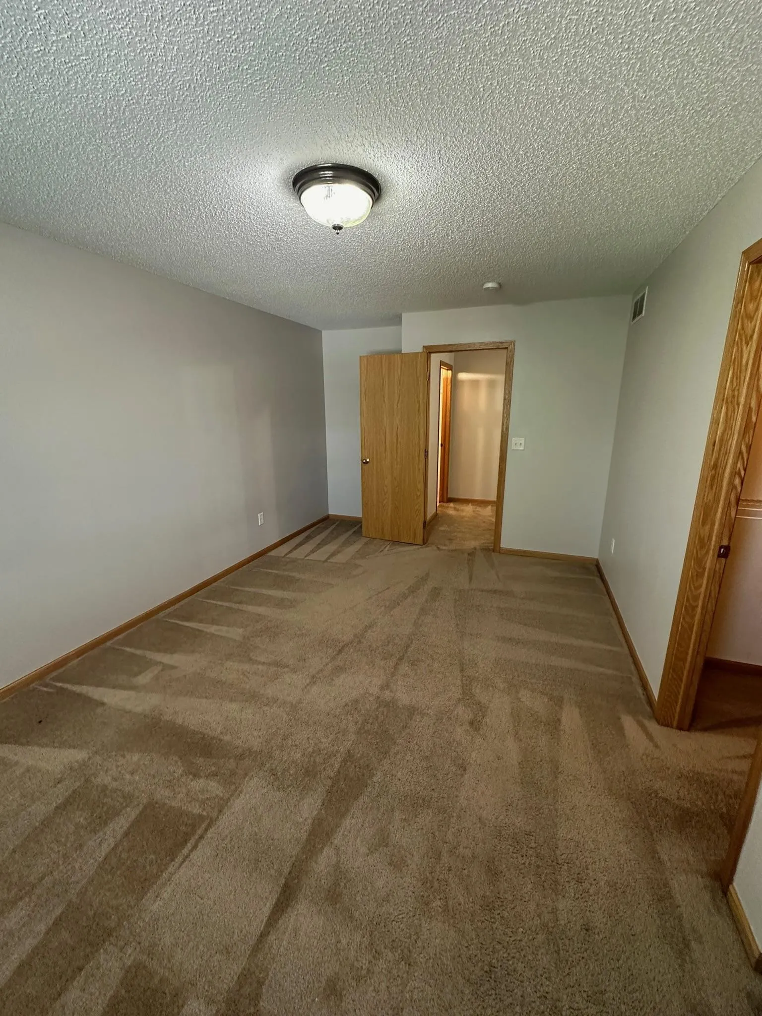 Photo 14 of 11429 16th Ne Street