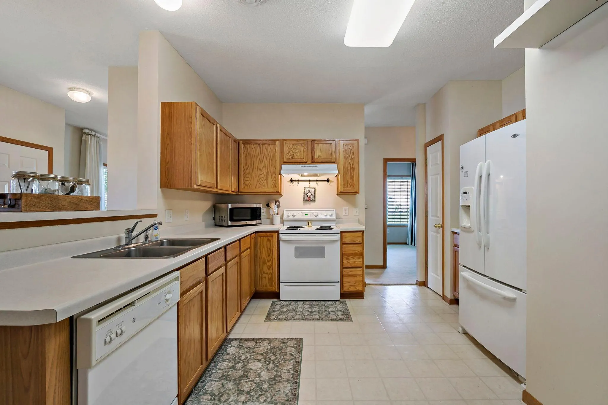 Photo 30 of 8012 Stratford S Circle