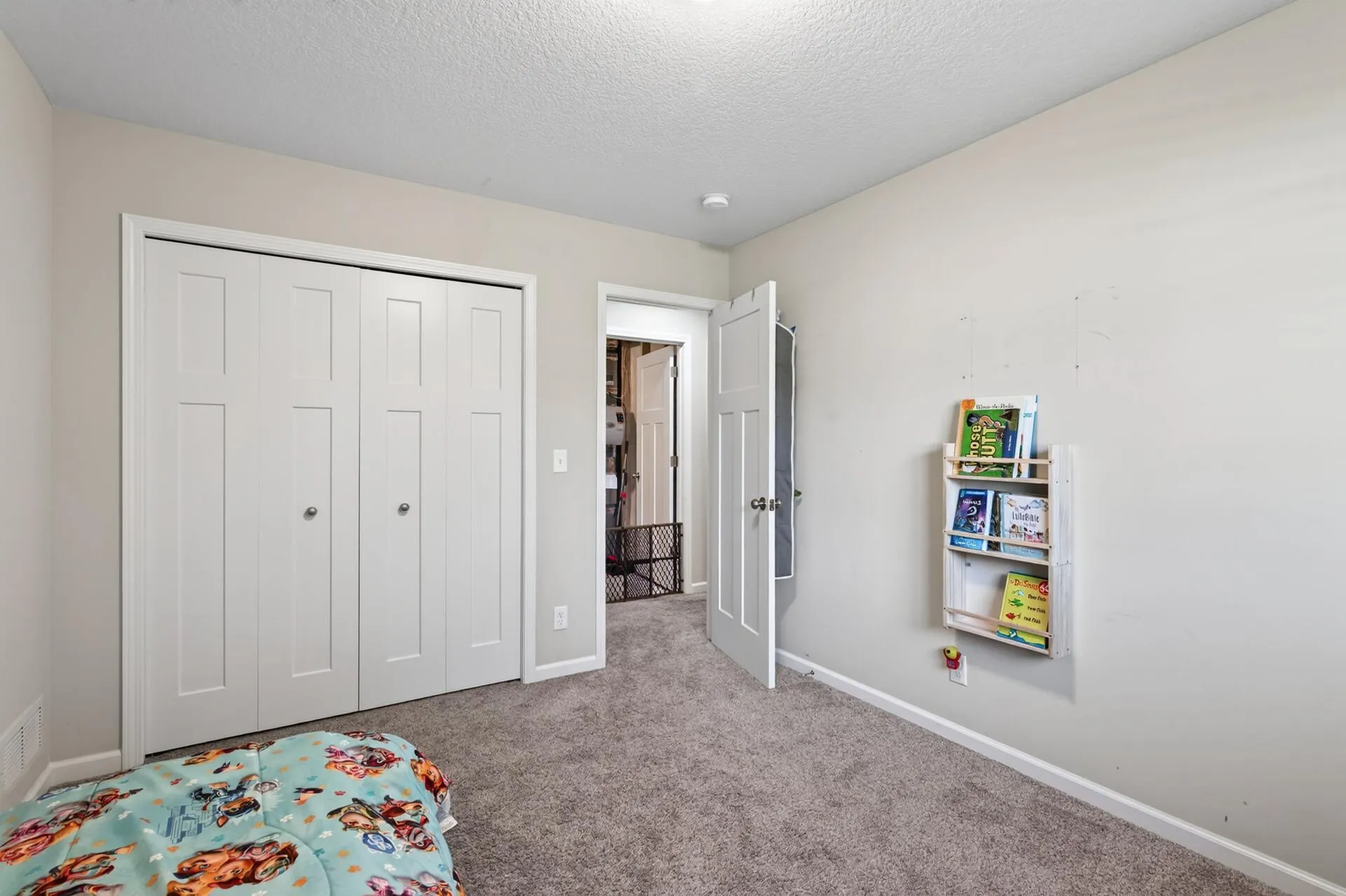 Photo 10 of 26026 23rd W Street