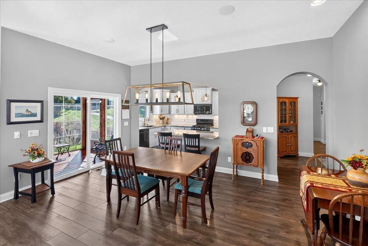 Photo 11 of 1265 Willowbrook Circle