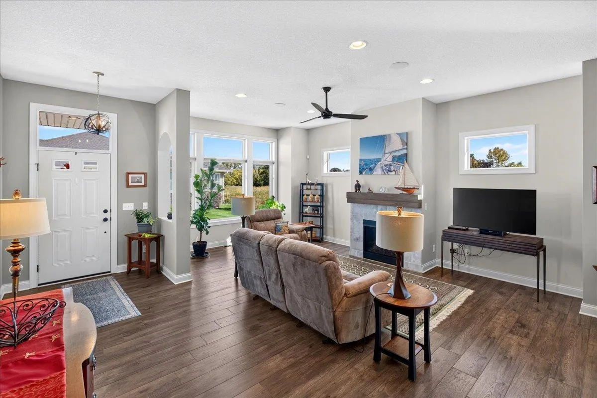 Photo 9 of 1265 Willowbrook Circle