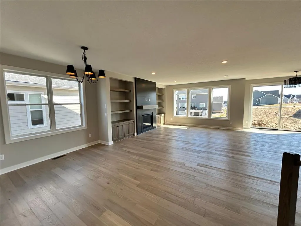 Photo 5 of 4097 Arbor Drive
