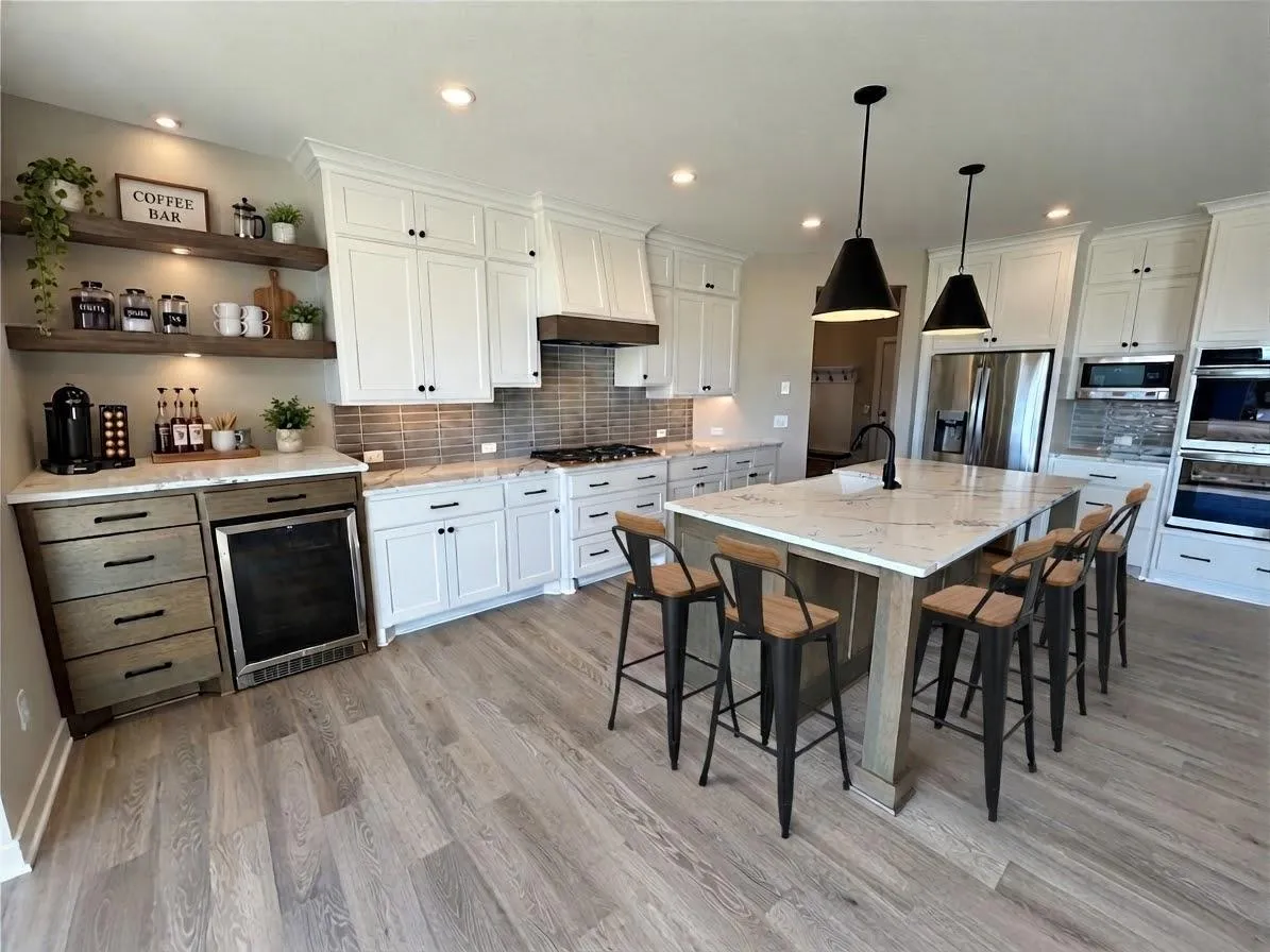 Photo 2 of 4097 Arbor Drive
