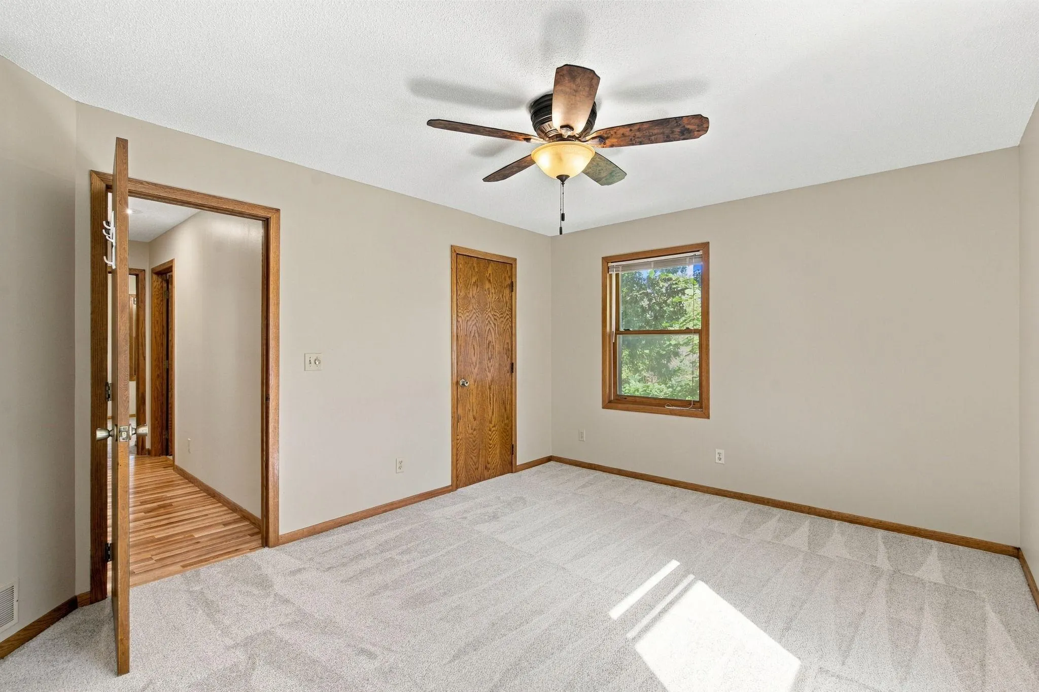 Photo 19 of 20350 Jewel N Avenue