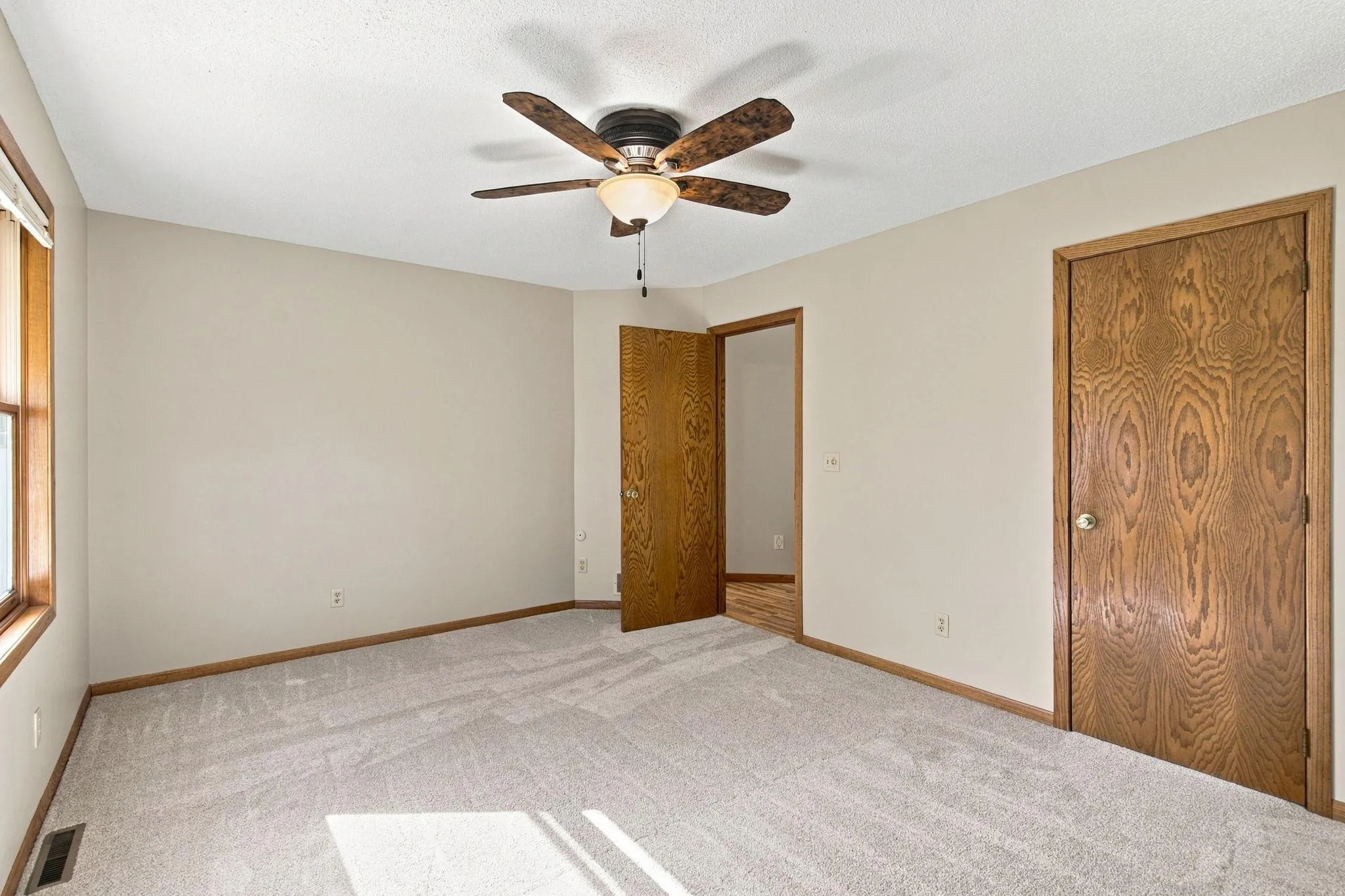 Photo 20 of 20350 Jewel N Avenue