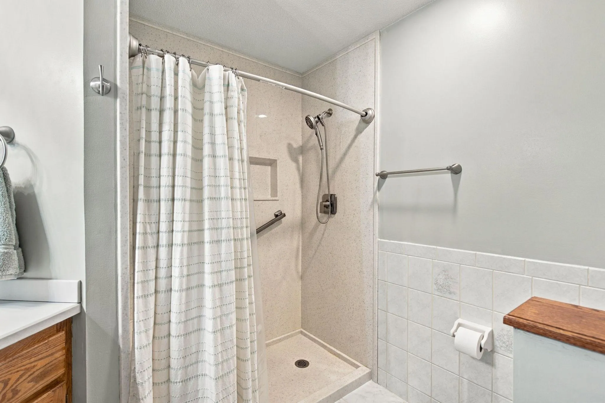 Photo 15 of 20350 Jewel N Avenue
