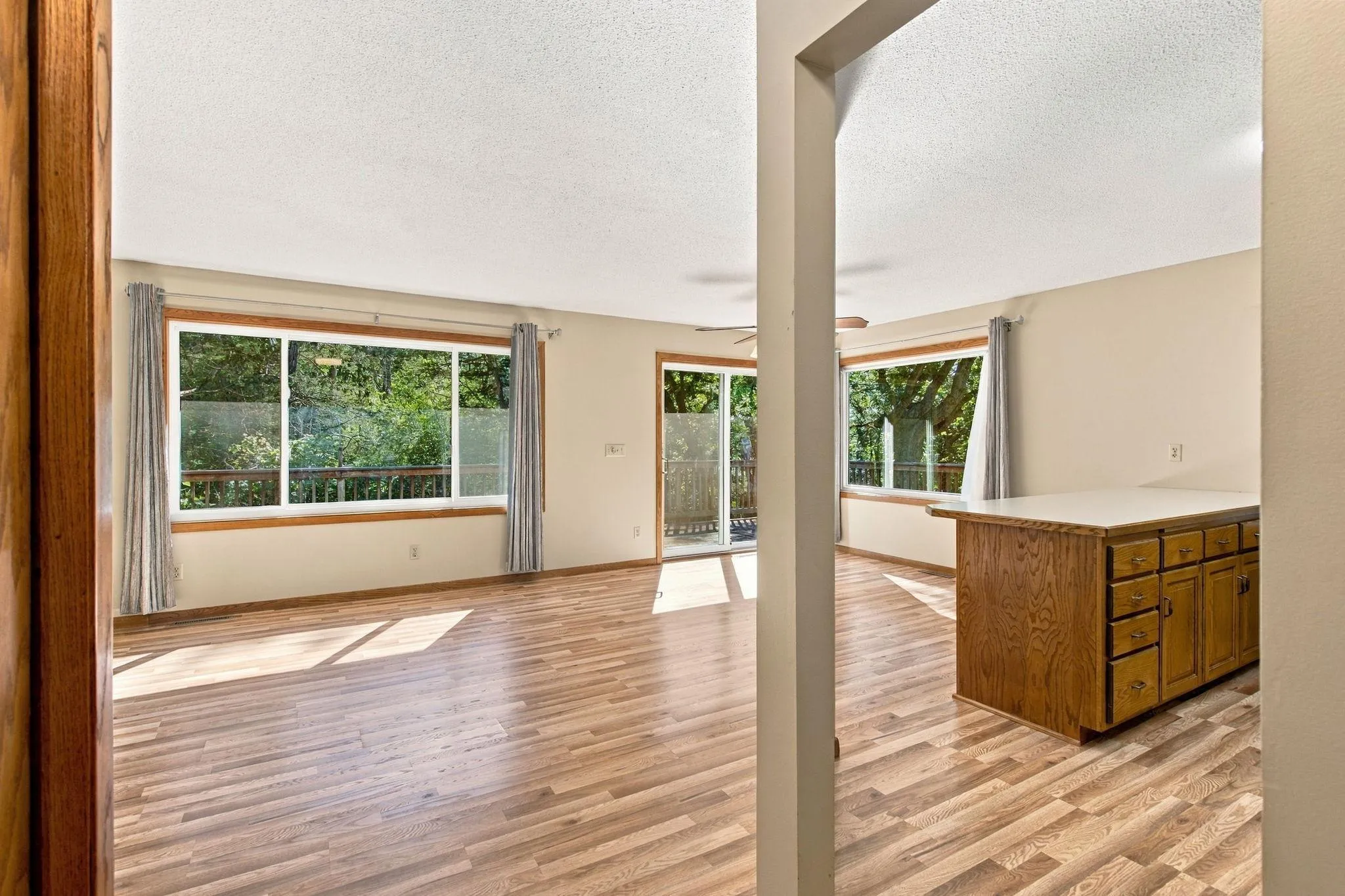 Photo 10 of 20350 Jewel N Avenue