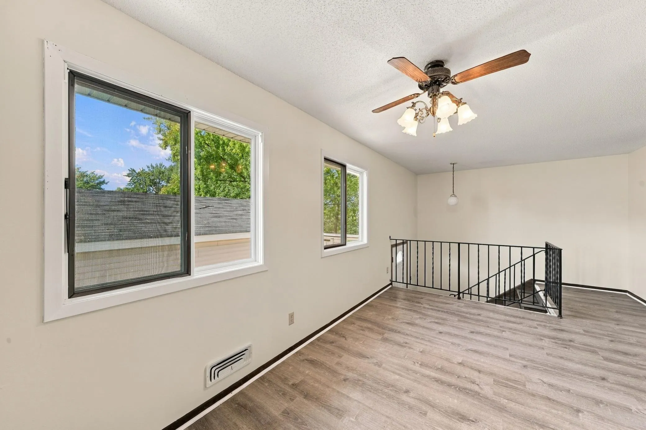 Photo 9 of 7525 Whitney Drive