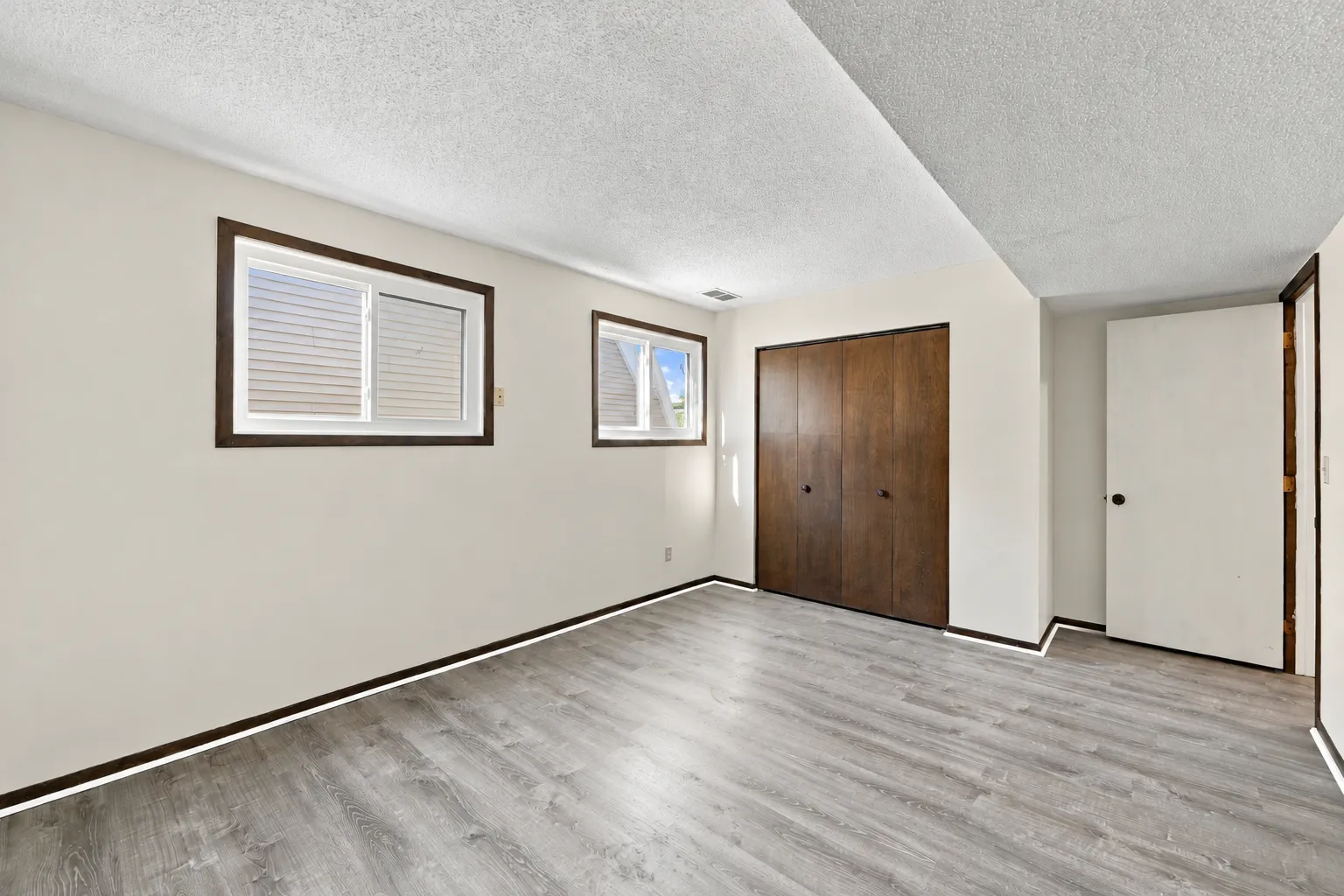 Photo 18 of 7525 Whitney Drive