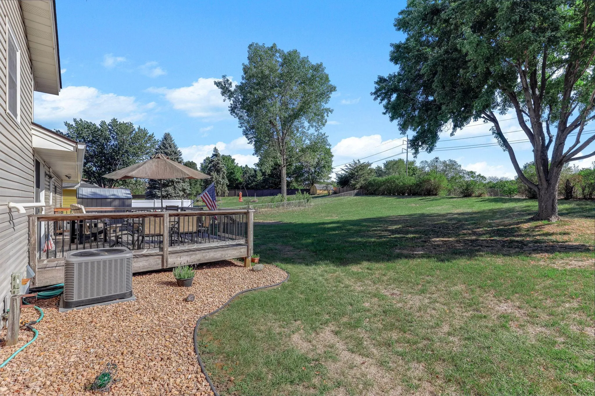 Photo 15 of 8419 Ivywood S Avenue