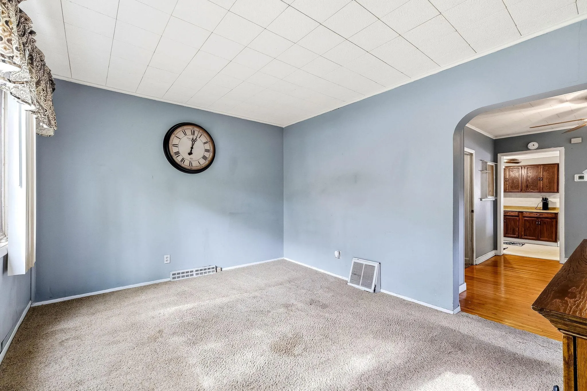 Photo 3 of 535 Edmund Avenue