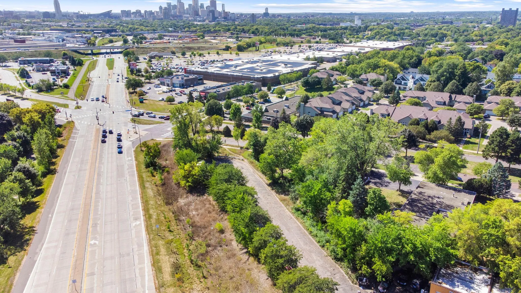 Photo 10 of 1817 Stinson Parkway