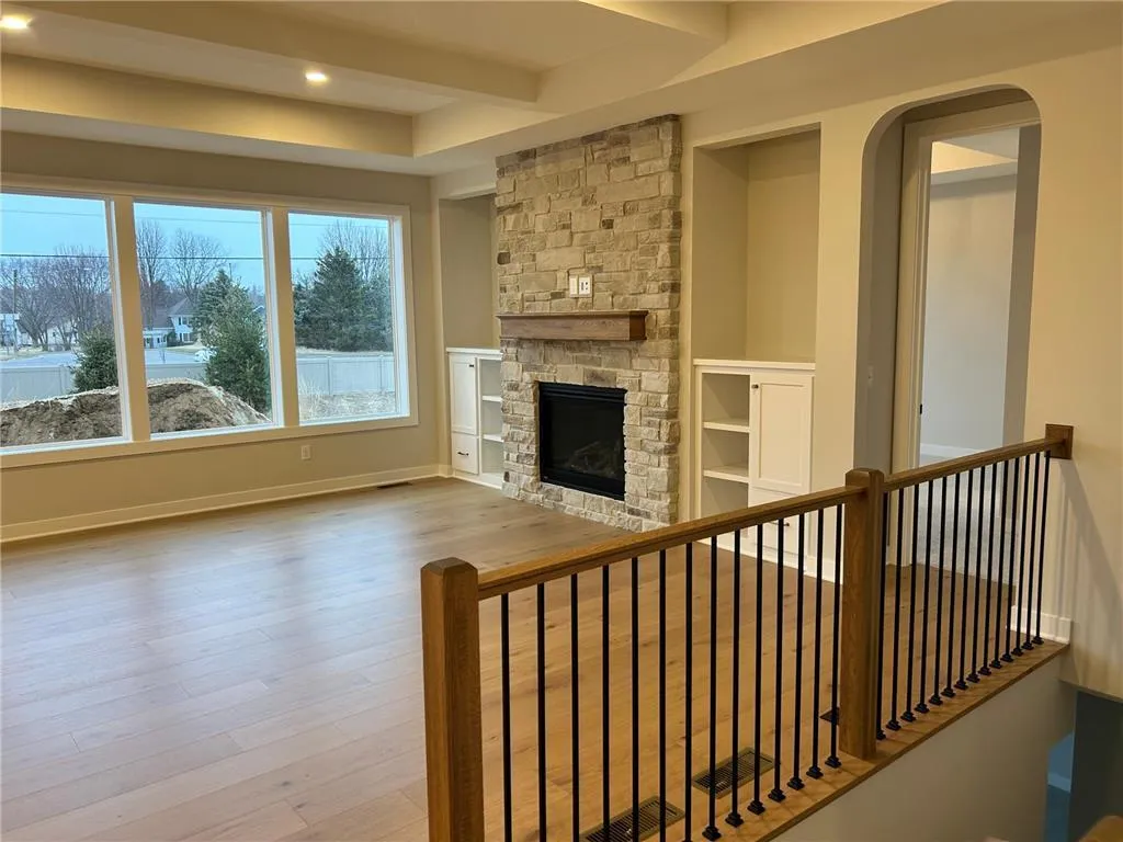Photo 3 of 4048 Arbor Drive