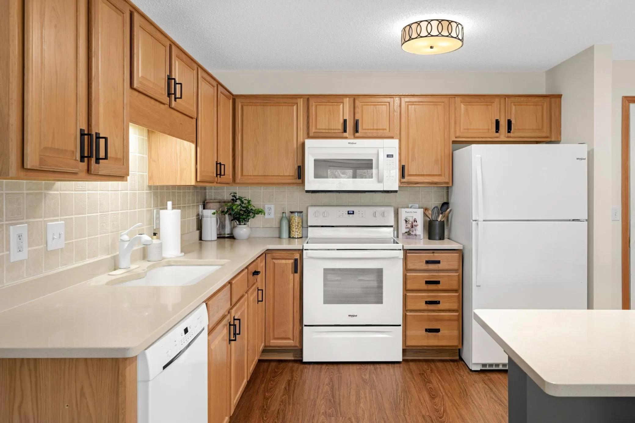 Photo 5 of 18400 Euclid Street Unit 353