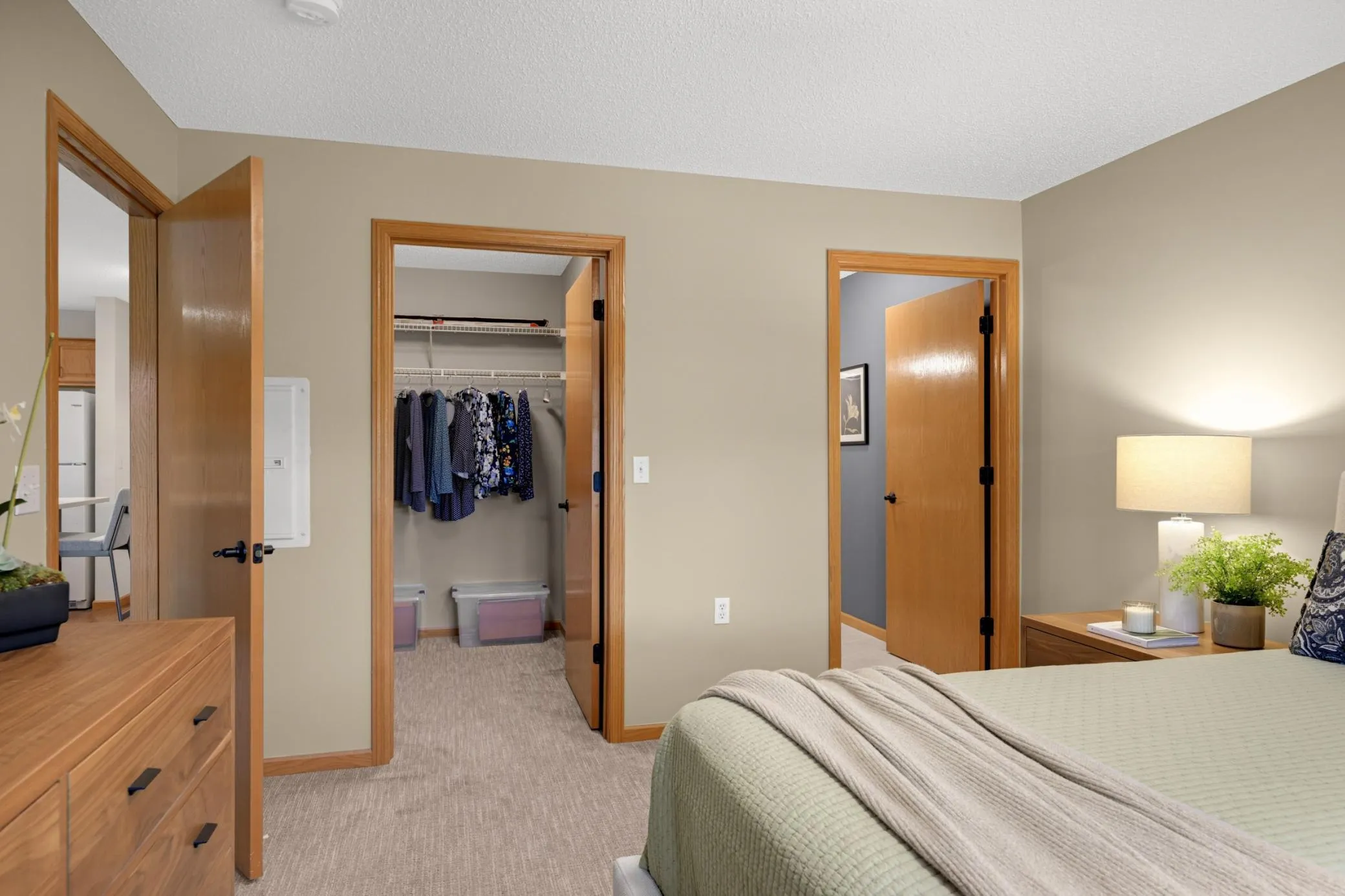 Photo 17 of 18400 Euclid Street Unit 353