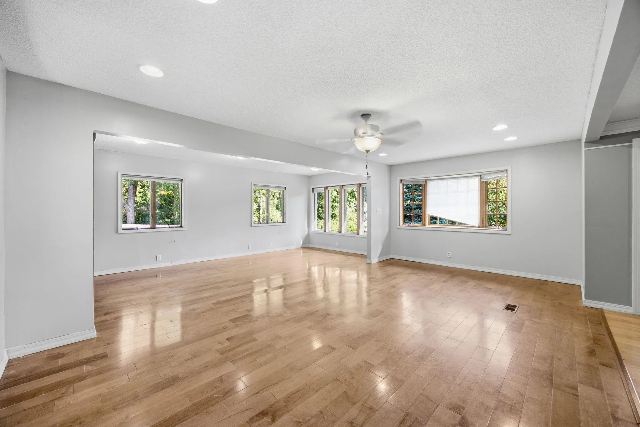 Photo 8 of 1847 Upper 55th E Street