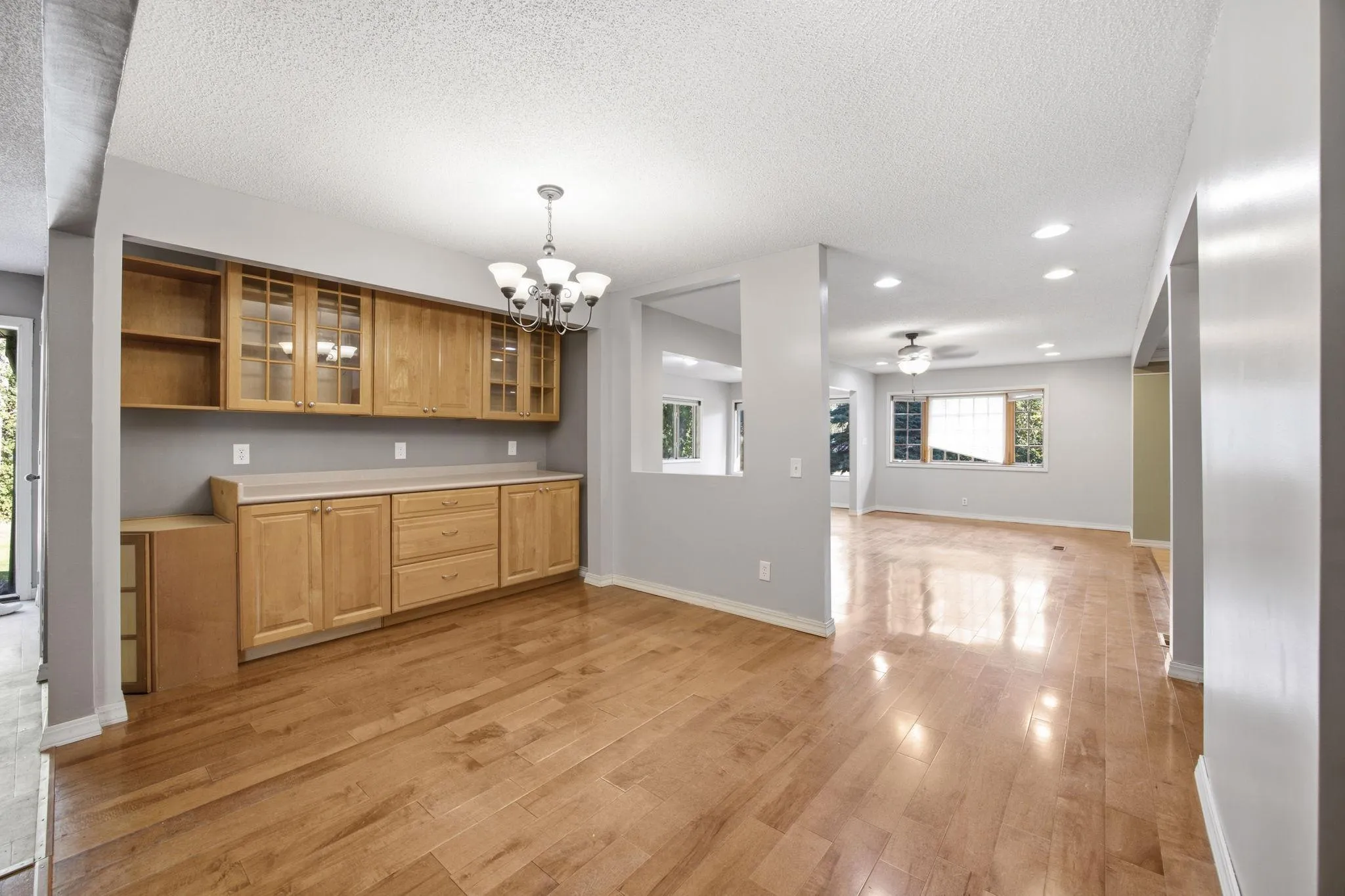 Photo 18 of 1847 Upper 55th E Street