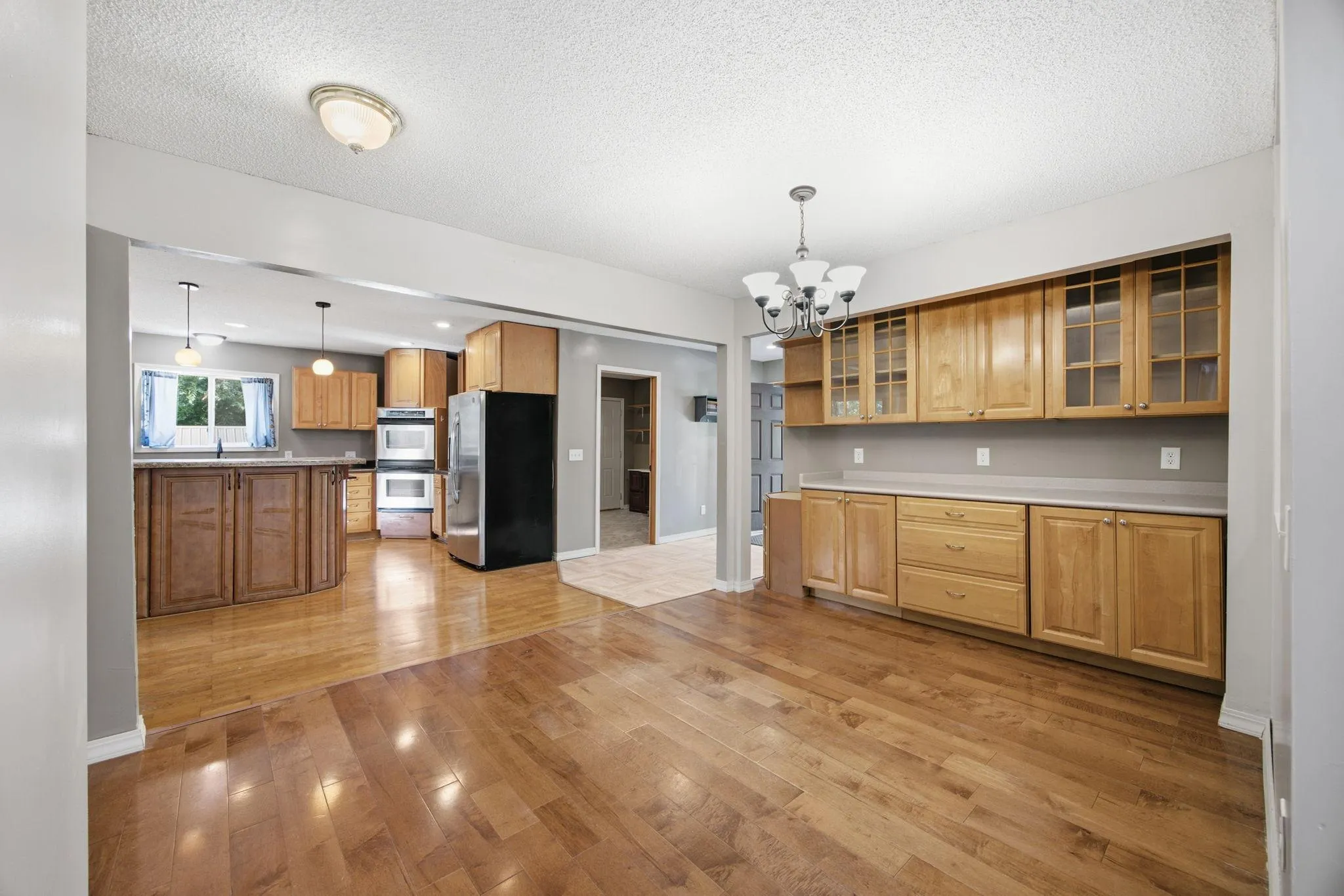 Photo 19 of 1847 Upper 55th E Street