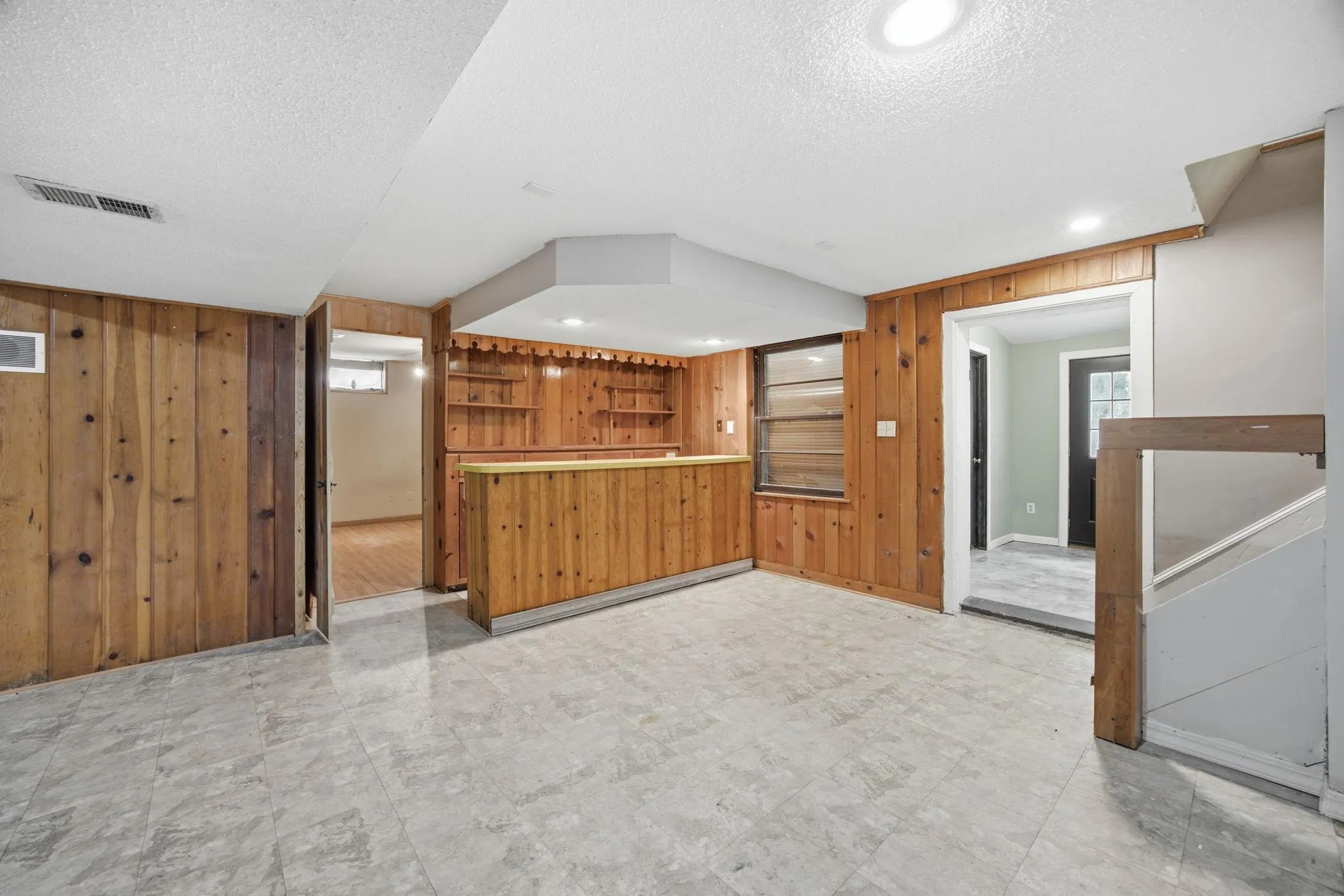 Photo 35 of 1847 Upper 55th E Street