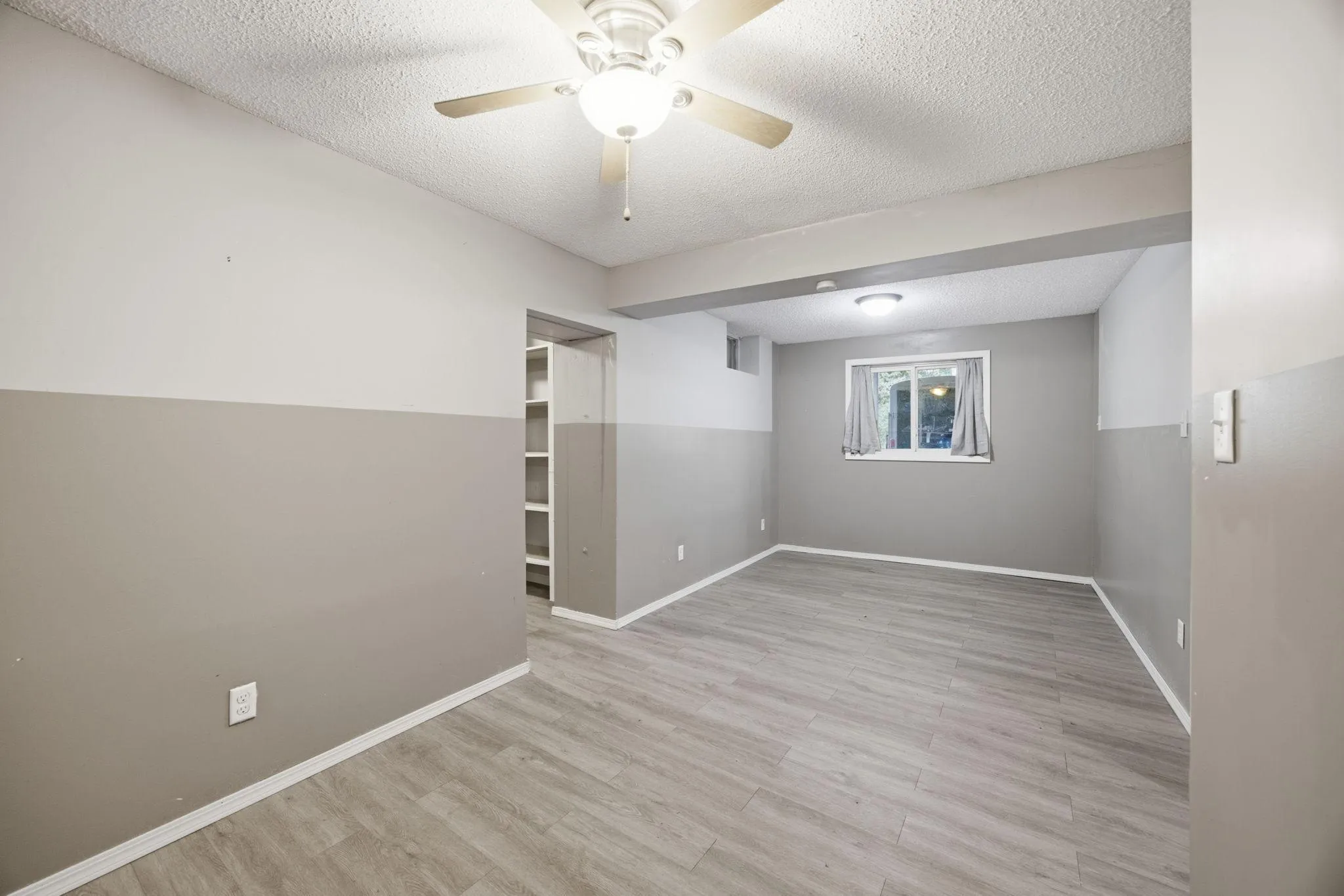 Photo 45 of 1847 Upper 55th E Street