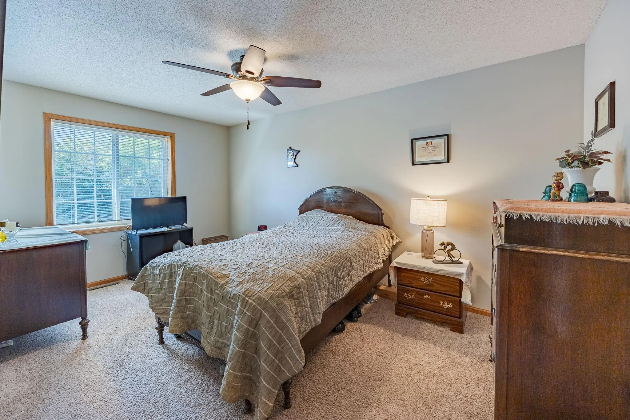 Photo 6 of 1555 County Road D E Unit B