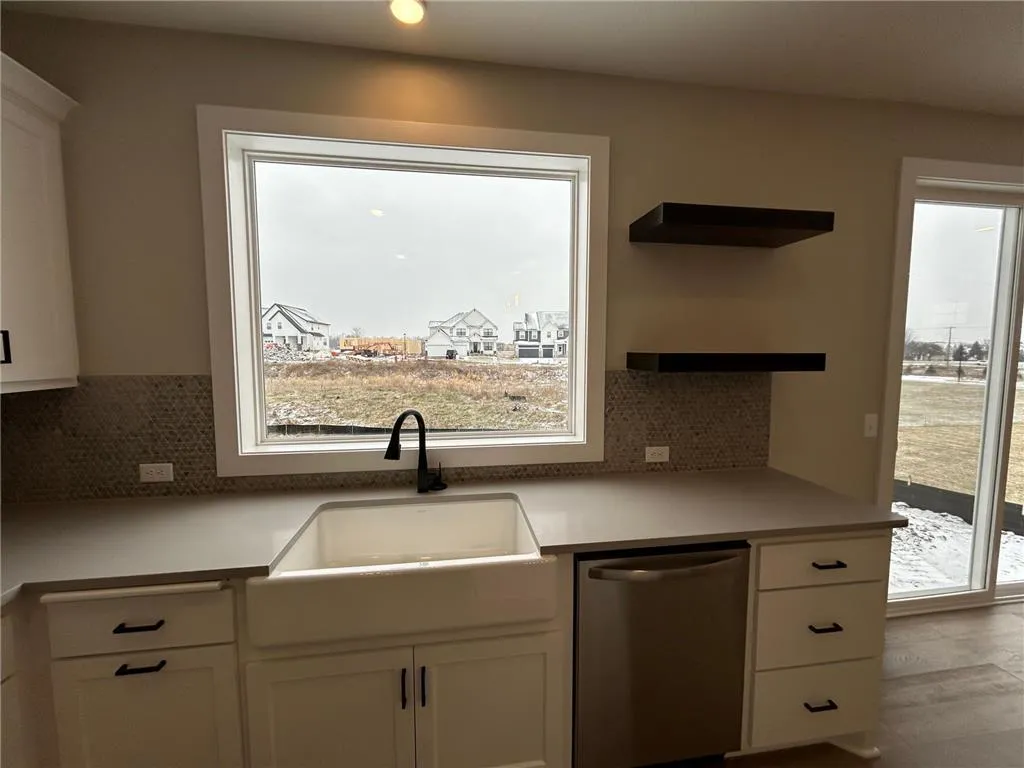 Photo 6 of 6546 108th S Street
