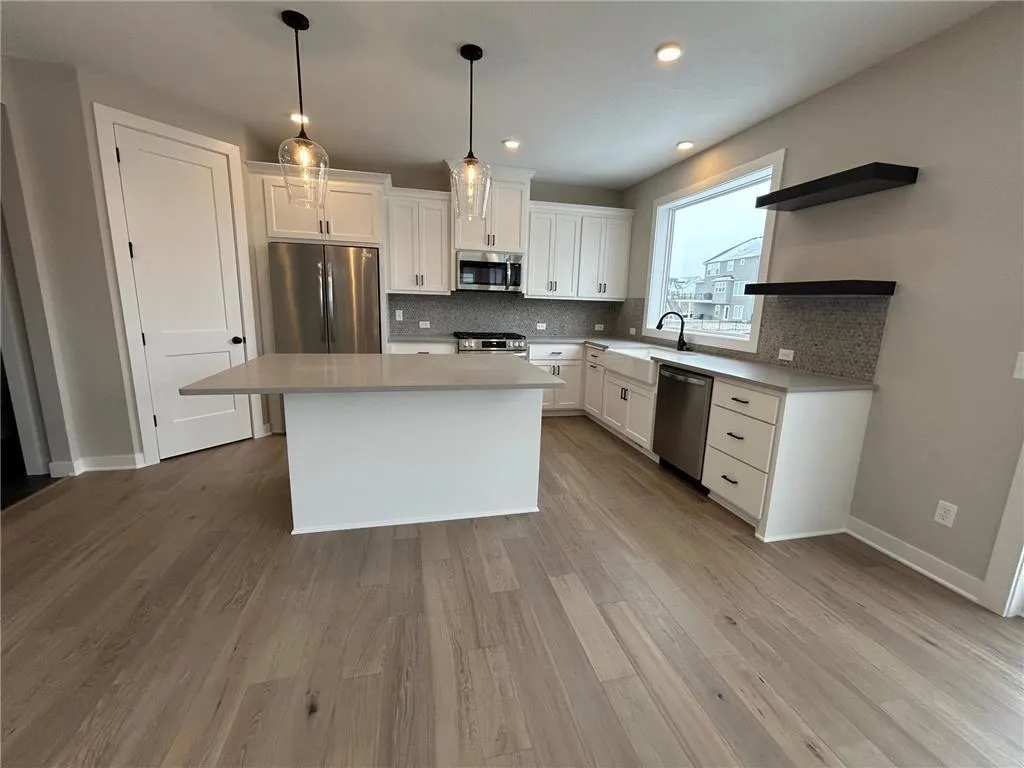 Photo 9 of 6546 108th S Street
