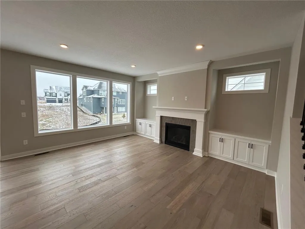 Photo 12 of 6546 108th S Street