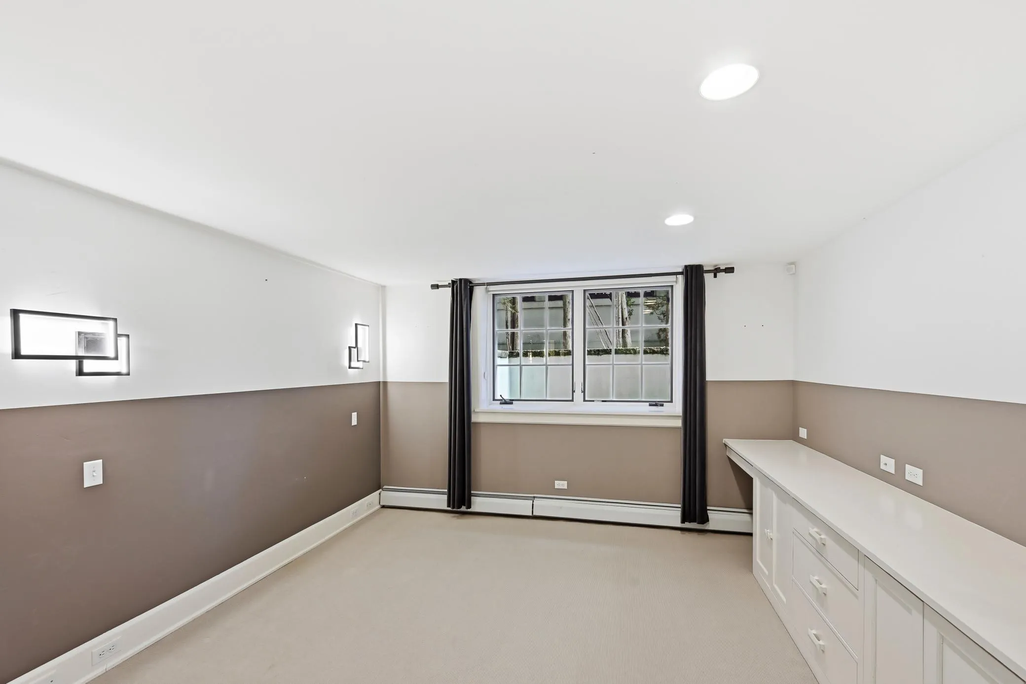 Photo 45 of 2409 W 22nd Street
