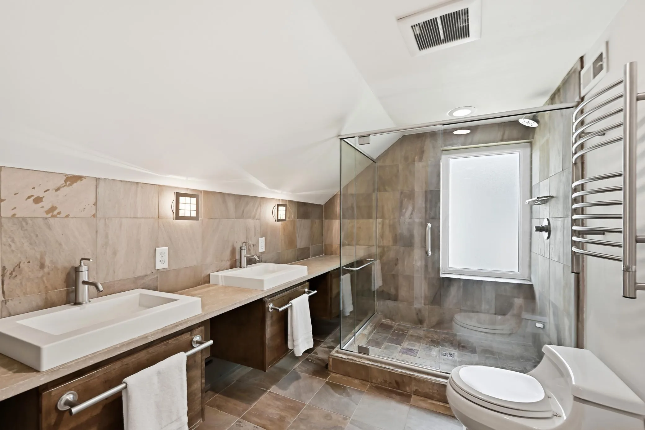 Photo 35 of 2409 W 22nd Street