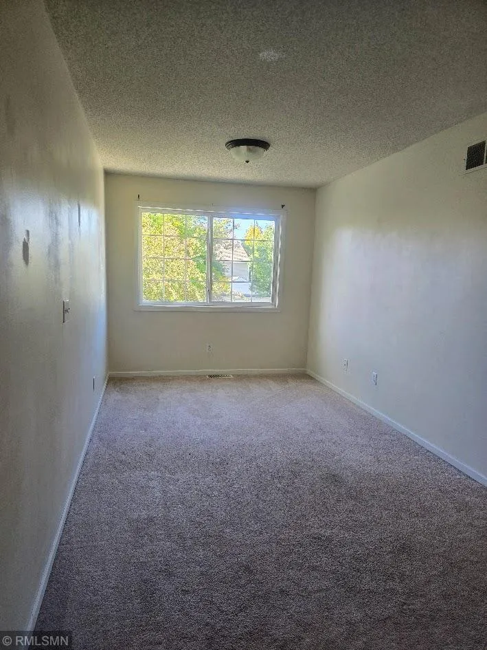 Photo 18 of 15935 71st Ne Street