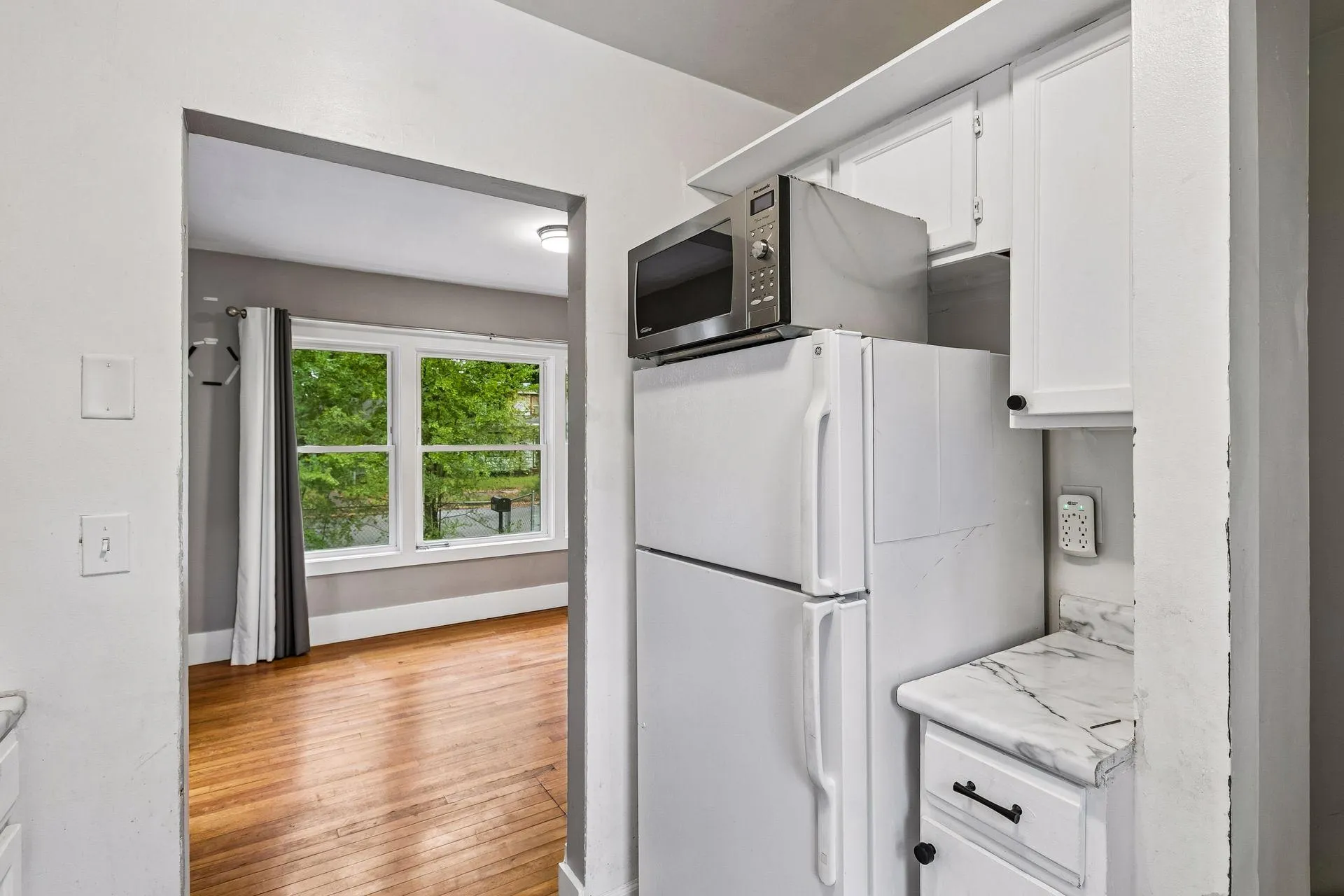 Photo 14 of 4515 Aldrich N Avenue