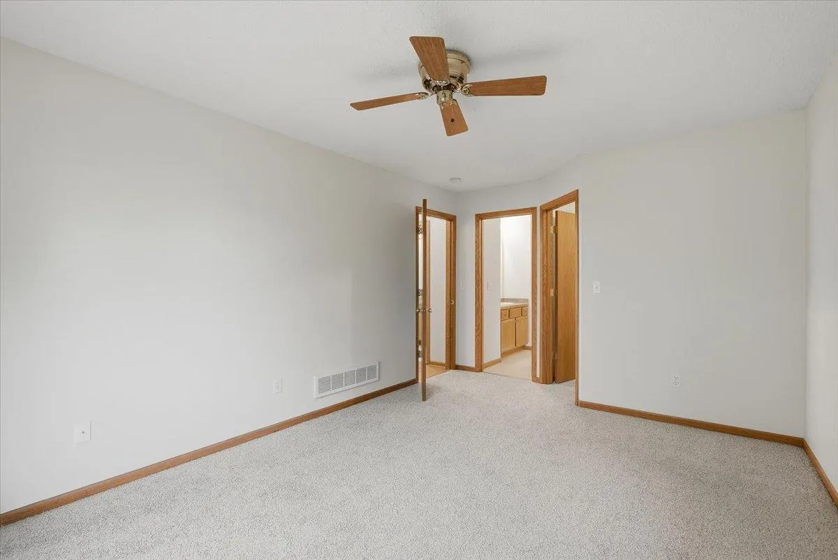 Photo 12 of 471 Meadow Lane