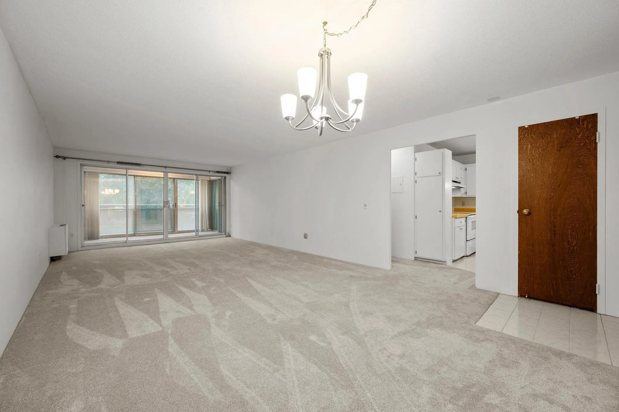 Photo 7 of 6450 York S Avenue Unit 207