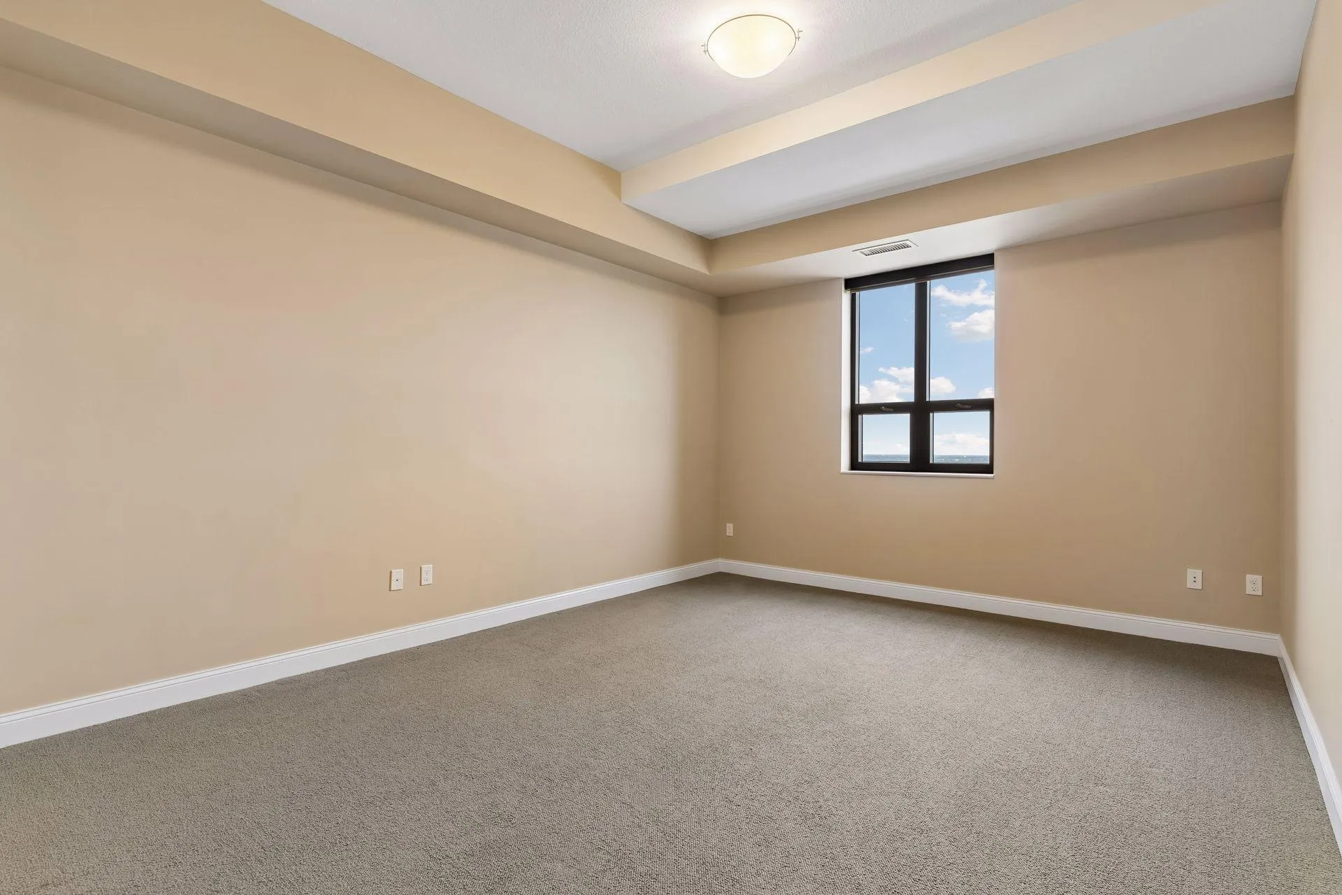 Photo 62 of 100 3rd S Avenue Unit 3302