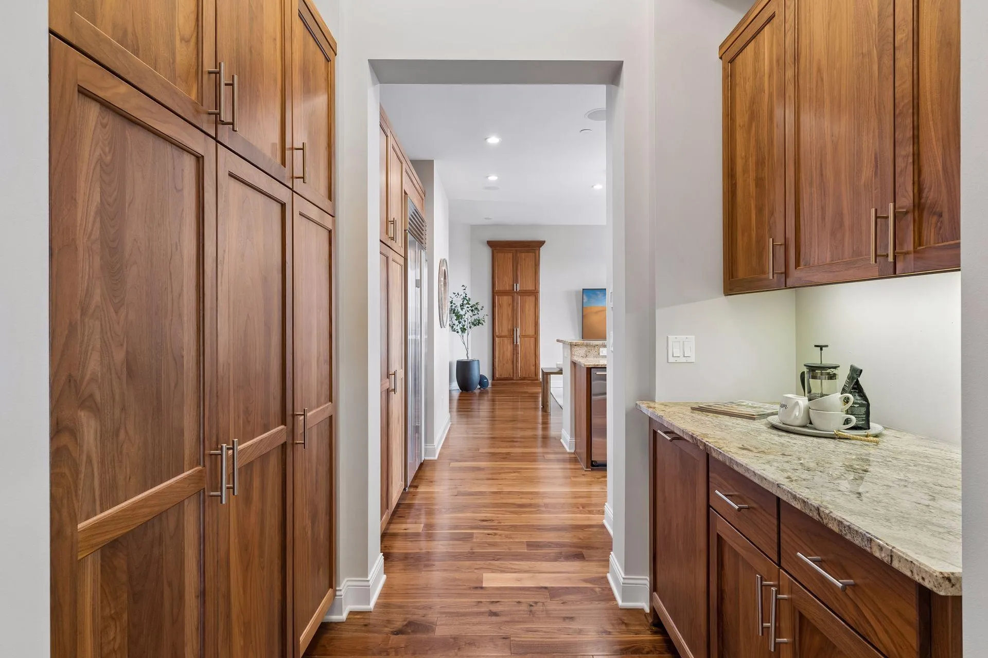 Photo 31 of 100 3rd S Avenue Unit 3302