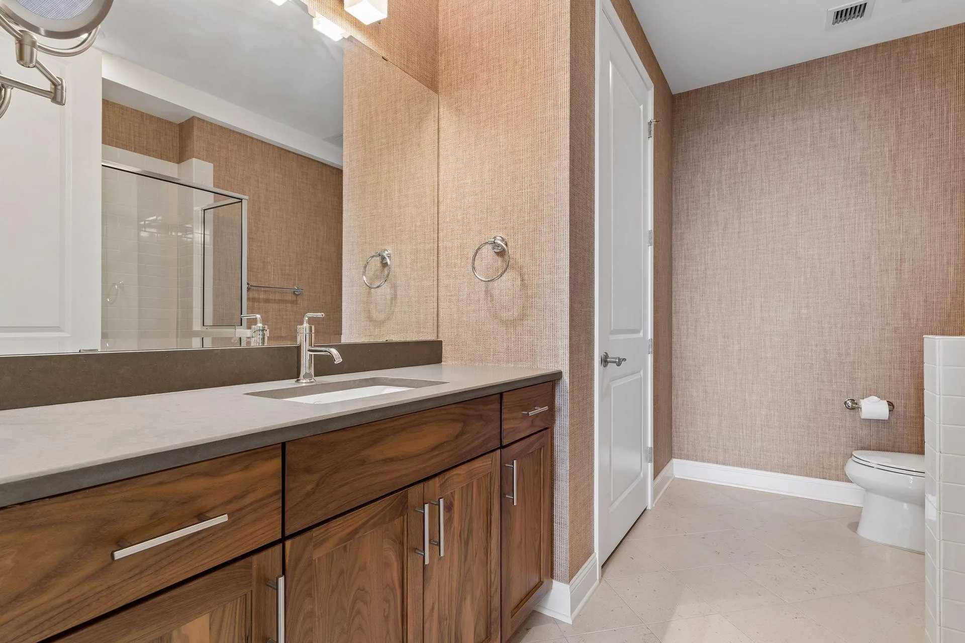 Photo 64 of 100 3rd S Avenue Unit 3302
